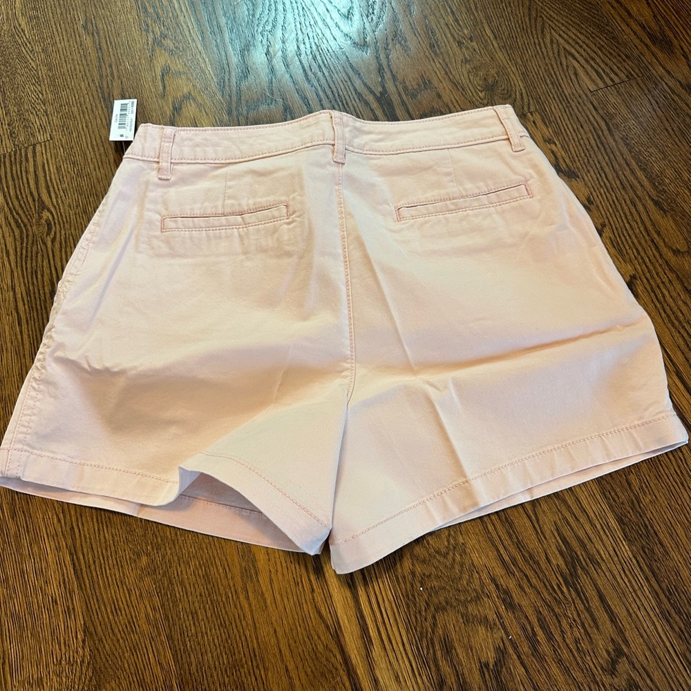 Women’s shorts new with tag. 3” inseam